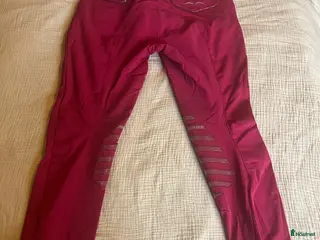Ridbyxor ryttarutrustning till salu: Animo Ridbyxa i Värmdö - Annons 2