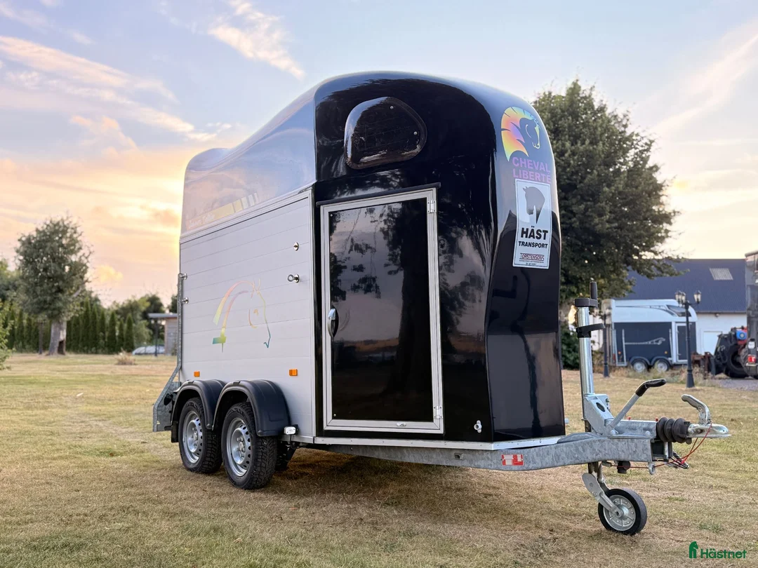 Hästtransporter  fordon & transport till salu: Cheval Liberté - HORSEPARTNER - Annons 1