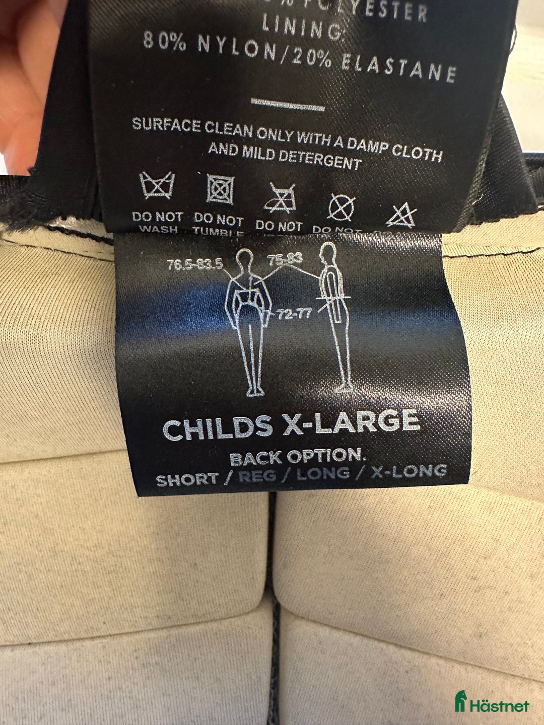 Säkerhetsvästar ryttarutrustning till salu: Svart Racesafe storlek child X-Large  i Uppsala - Annons 2