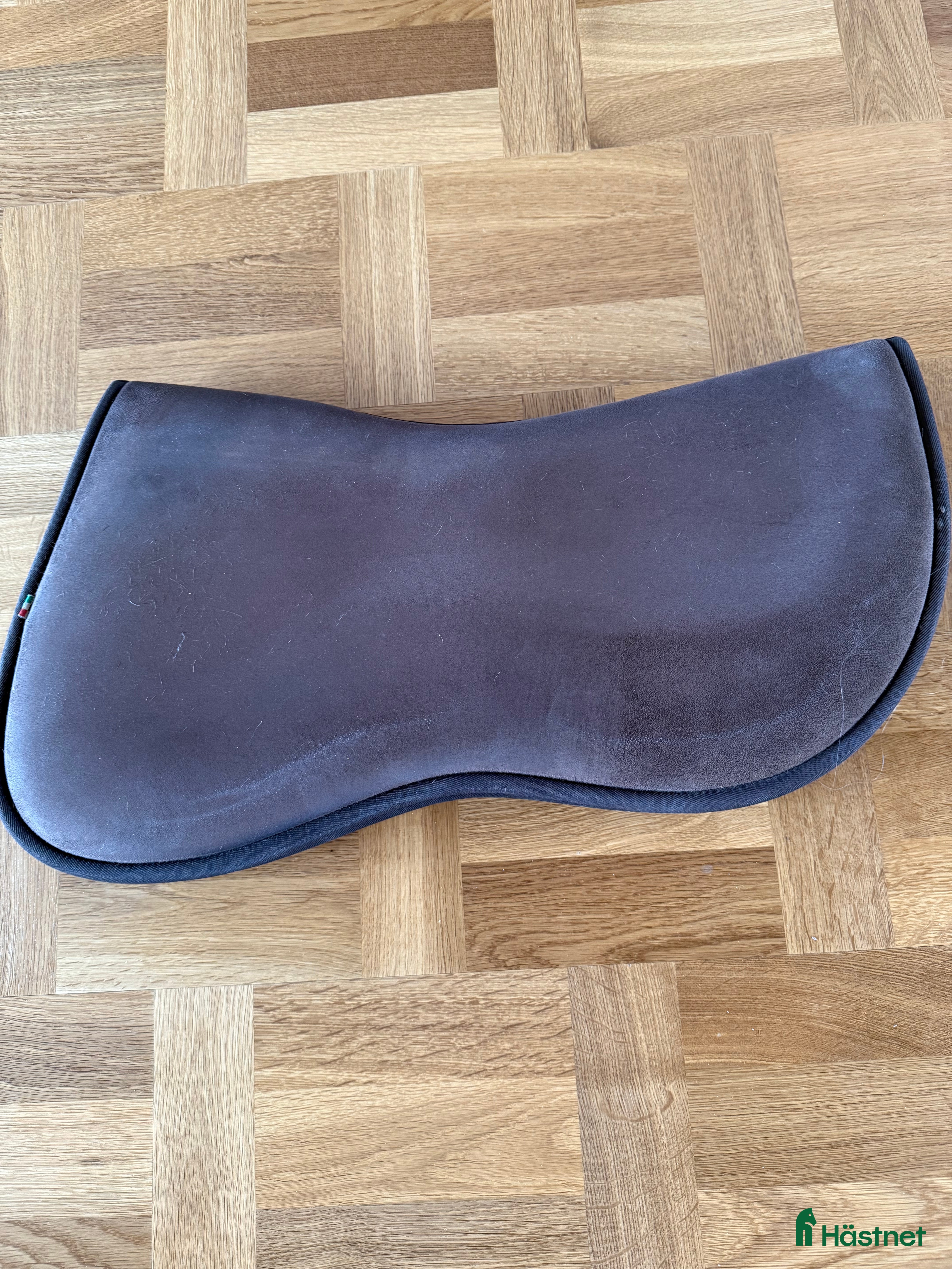 Schabrak & Vojlockar hästutrustning till salu: Acavallo memory foam pad i Saltsjö-Boo - Annons 13