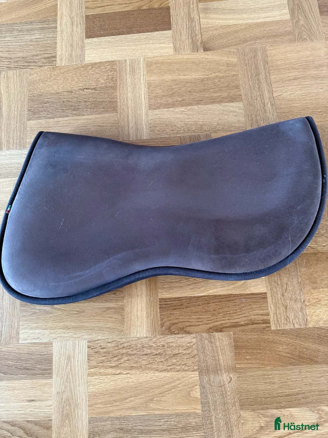 Schabrak & Vojlockar hästutrustning till salu: Acavallo memory foam pad - Annons 1