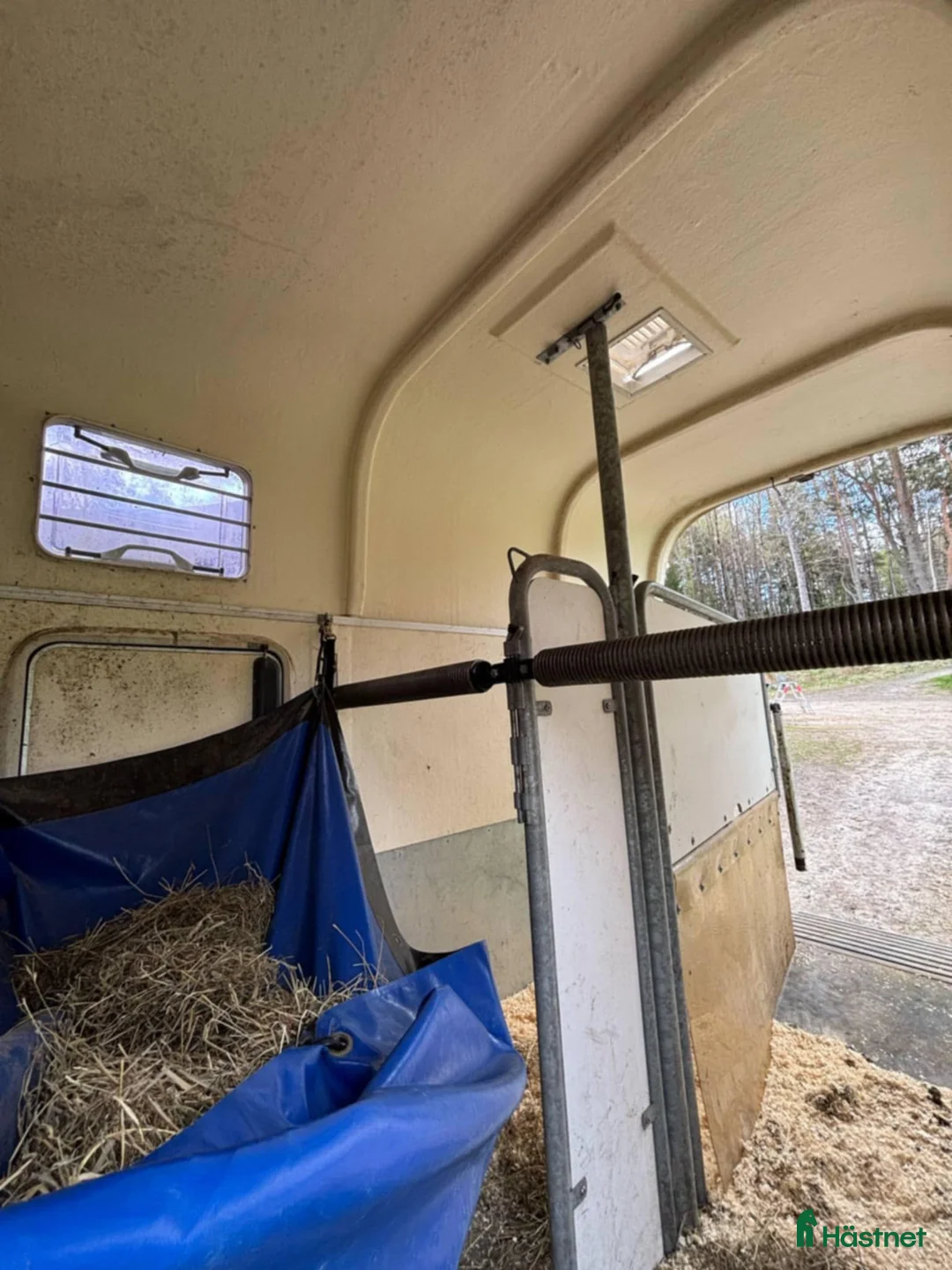 Hästtransporter  fordon & transport till salu: Thule Hästtransport  i Katrineholm - Annons 8