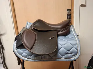 Sadlar hästutrustning Lippo Espanza Elite New - Annons 2
