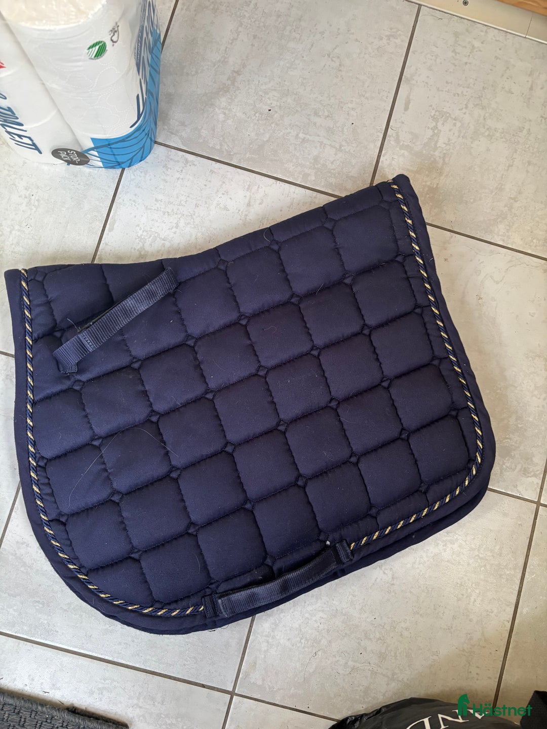 Schabrak & Vojlockar hästutrustning till salu: Tre schabrack  i Härryda - Annons 3