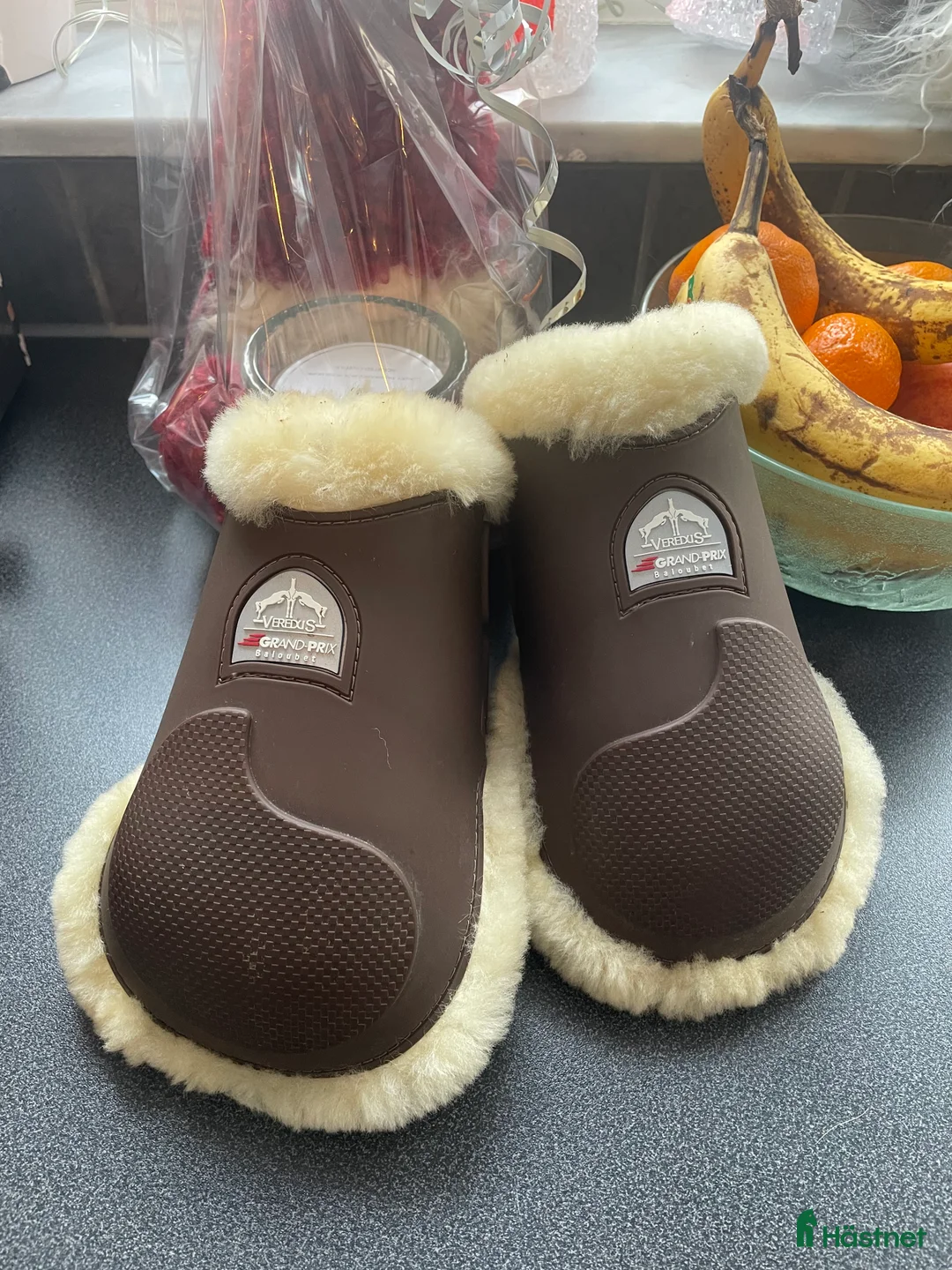 Benskydd hästutrustning till salu: Superfina bakskydd strl L i Landskrona - Annons 1