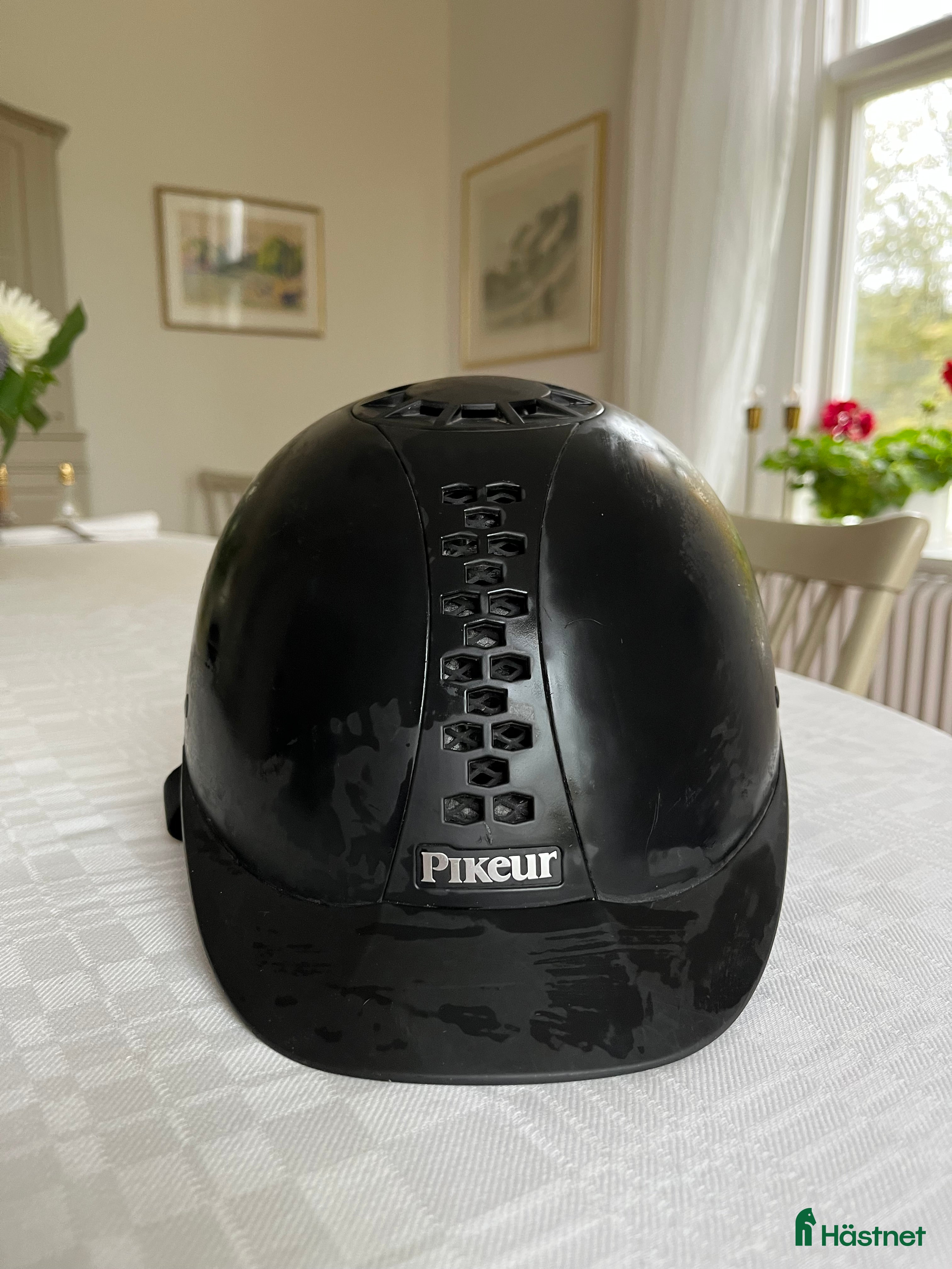 Hjälmar ryttarutrustning till salu: Svart Pikeur ridhjälm i Hunnebostrand - Annons 20