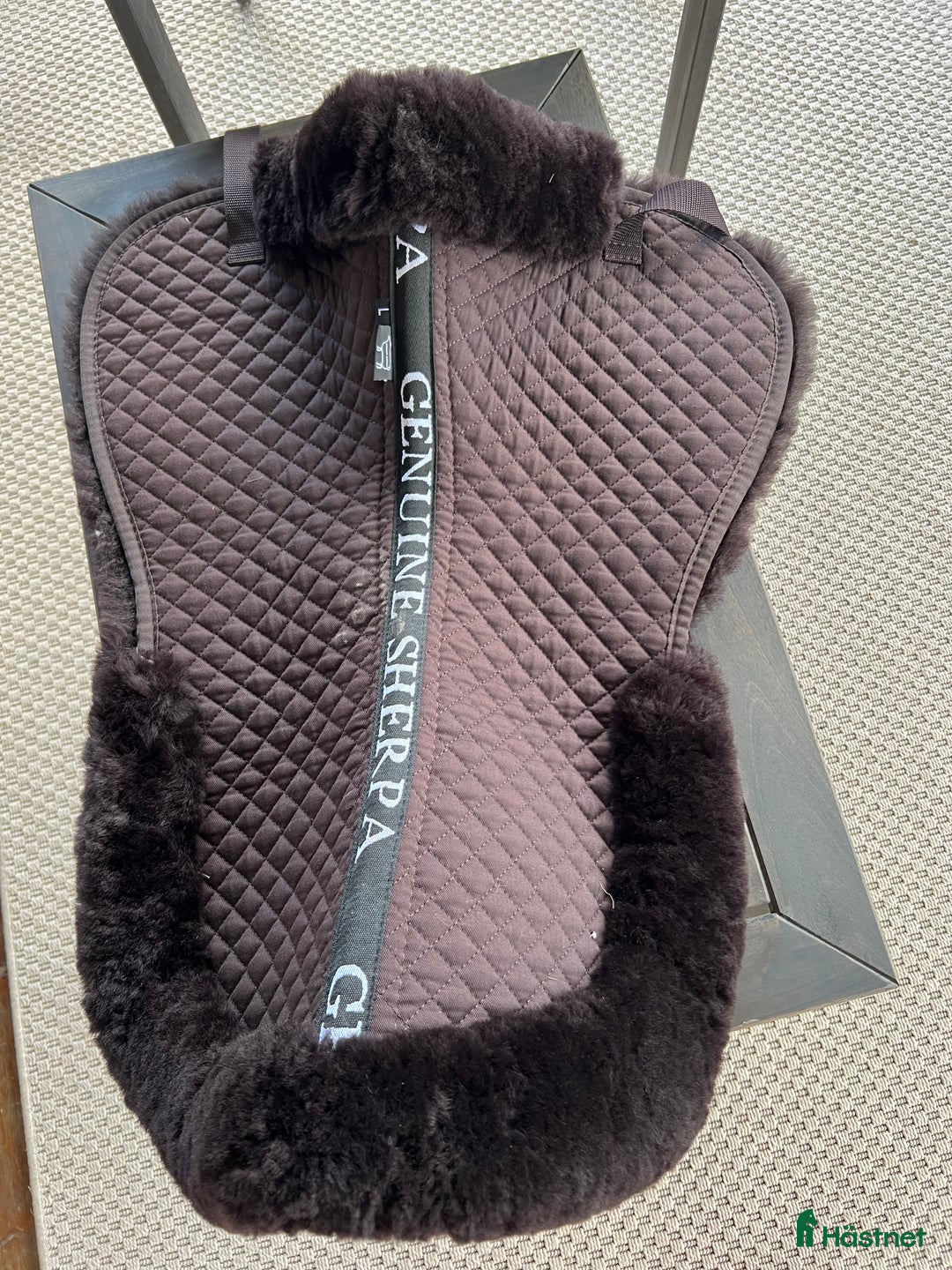 Schabrak & Vojlockar hästutrustning till salu: Fårskinnspadd i Kramfors - Annons 2