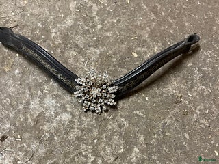 Träns hästutrustning till salu: Divoyh pannband brunt i Landsbro - Annons 10