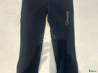 Ridbyxor ryttarutrustning till salu: Samshield ridbyxa i Kalmar - Annons 24