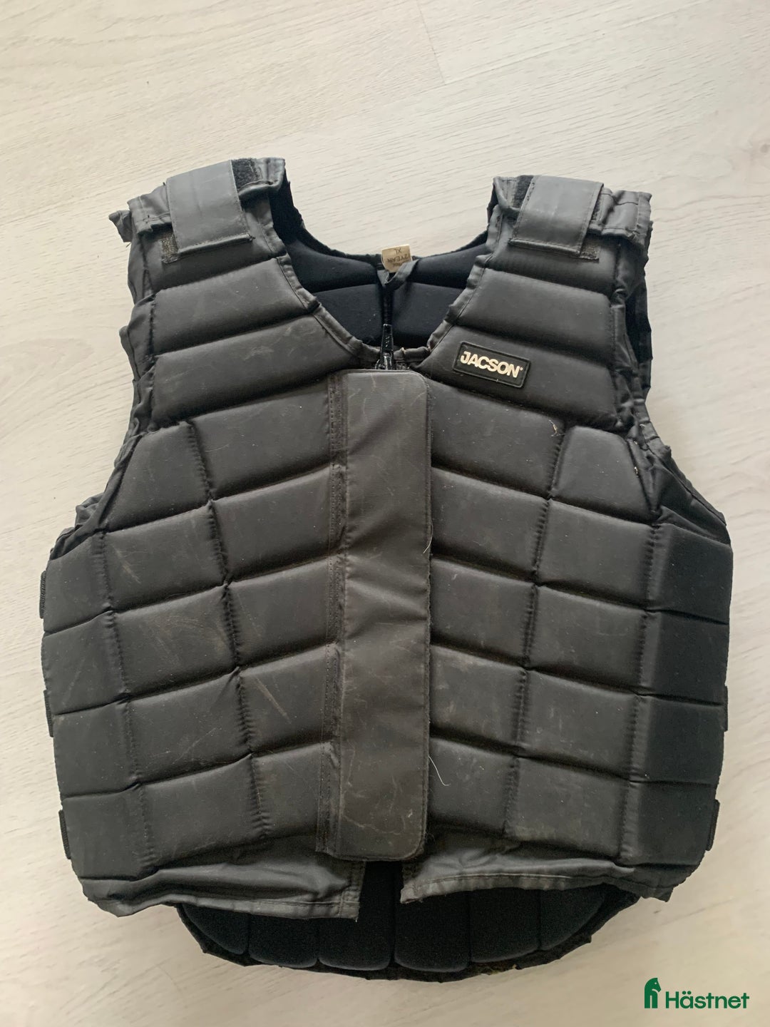 Säkerhetsvästar ryttarutrustning till salu: Säkerhetsväst barn xl  i Uppsala - Annons 1