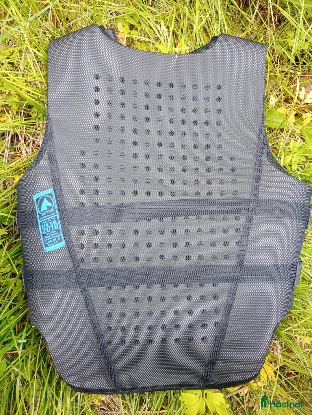 Säkerhetsvästar ryttarutrustning till salu: Säkerhetsväst i Vänersborg - Annons 2