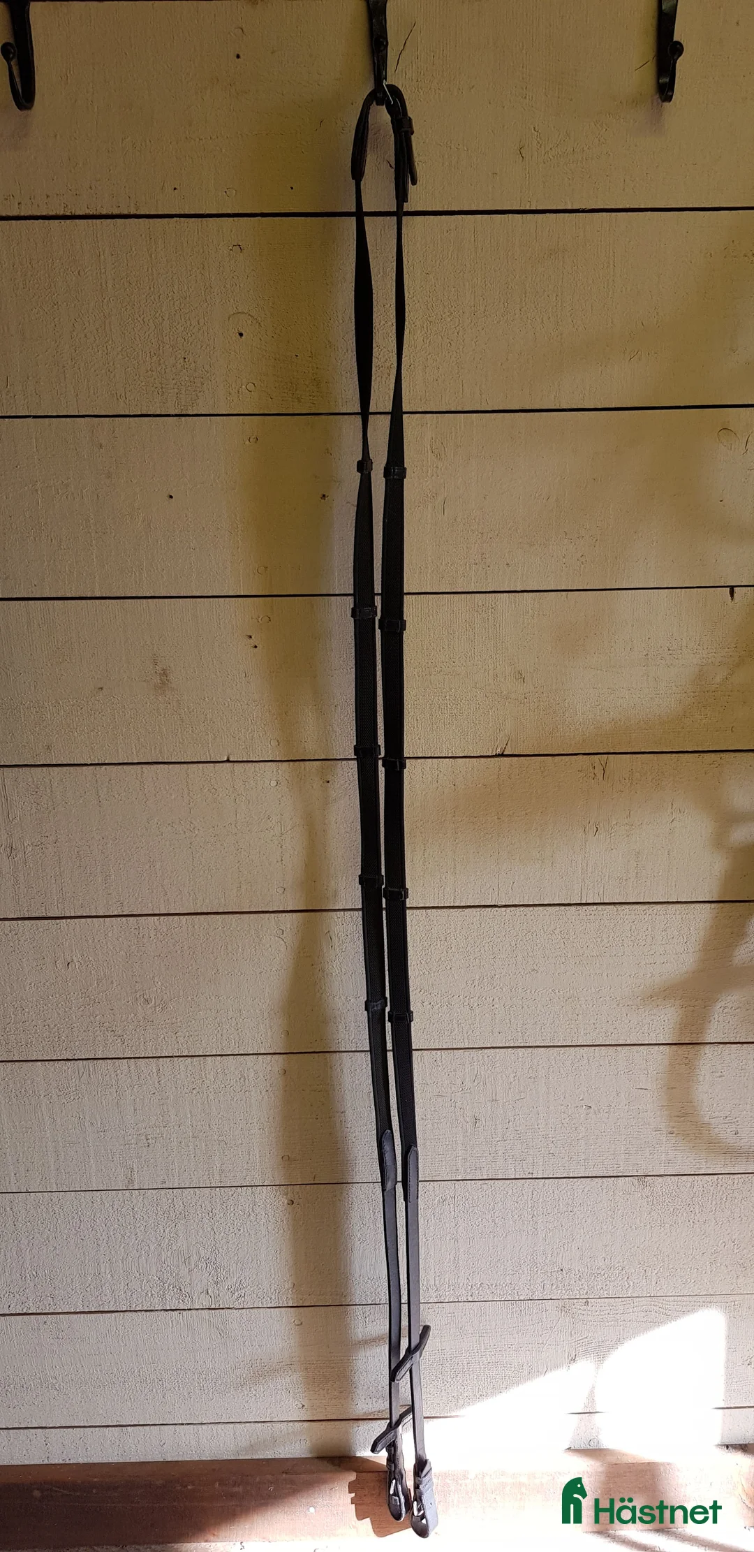 Träns hästutrustning till salu: Tyglar i Nora - Annons 1