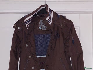 Jackor & Kavajer ryttarutrustning till salu: Stalljackor i Veddige - Annons 2