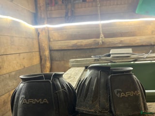 Benskydd hästutrustning till salu: Arma Gummiboots i Håcksvik - Annons 7