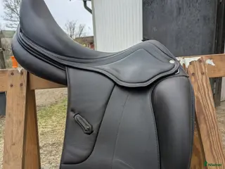 Sadlar hästutrustning Amerigo Vega dressyr - Annons 4