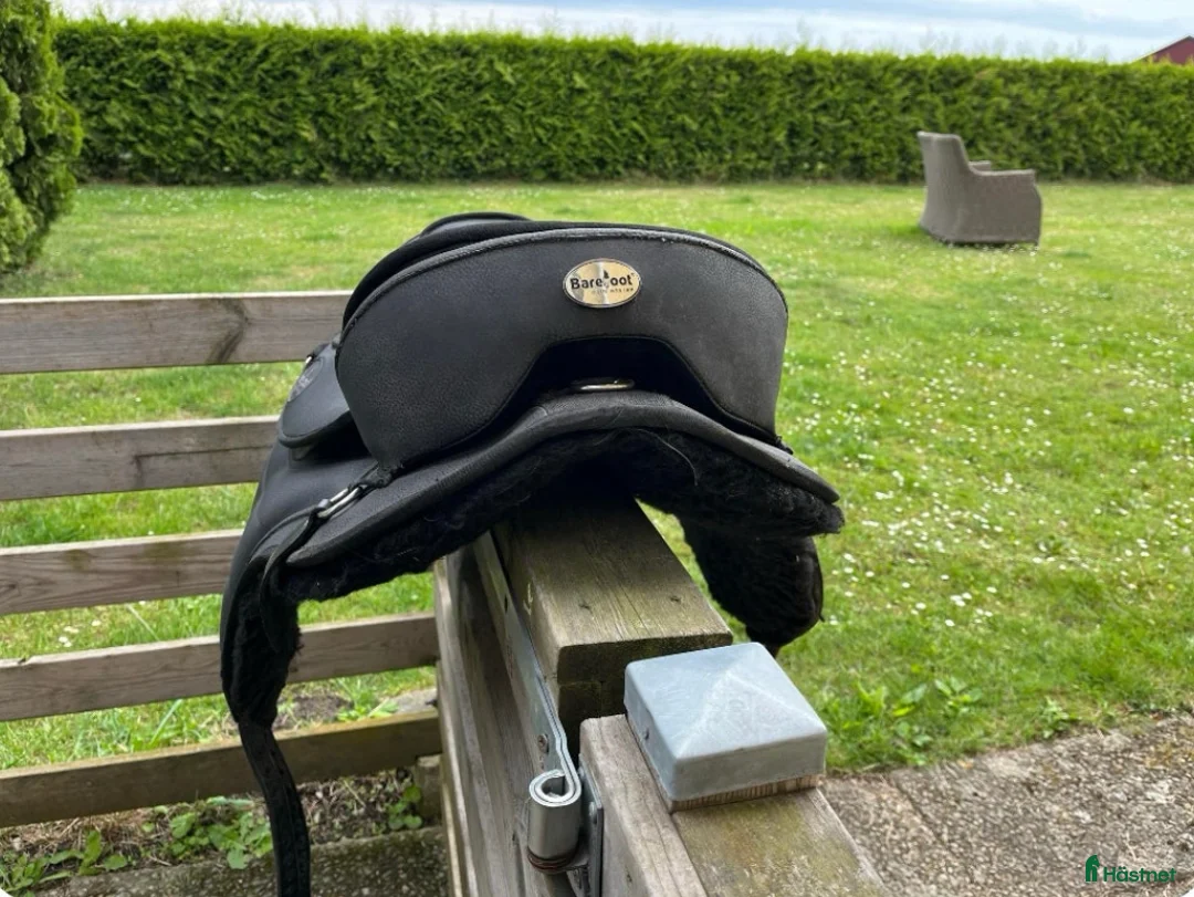 Sadlar hästutrustning till salu: Barefoot bomlös sadel  - Annons 5