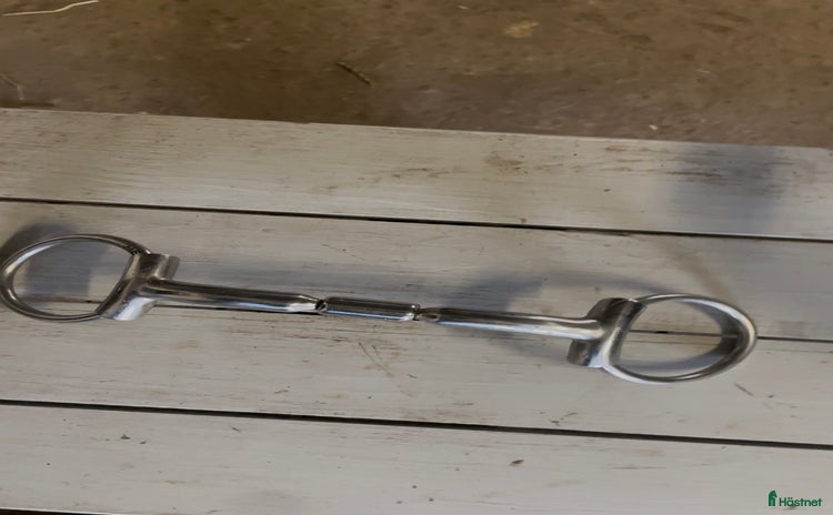 Bett hästutrustning till salu: Bett med lösa ringar i Markaryd - Annons 6