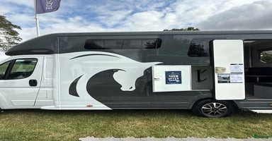 Hästlastbilar  fordon & transport till salu i Teckomatorp - Annons 5