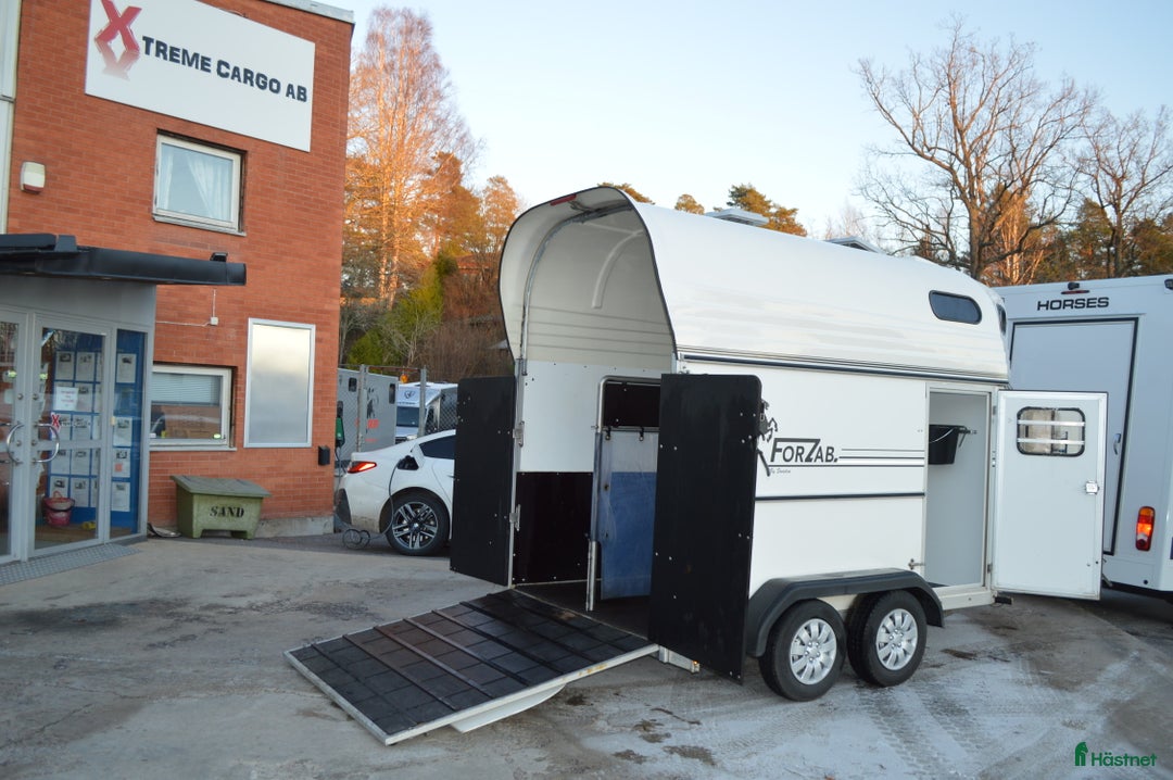 Hästtransporter  fordon & transport till salu: Forzab Cavallo SEH20 2016 Totalvikt 1990kg i Kvicksund - Annons 8