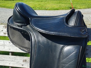 Sadlar hästutrustning till salu: Barefoot Lexington i Härnösand - Annons 1