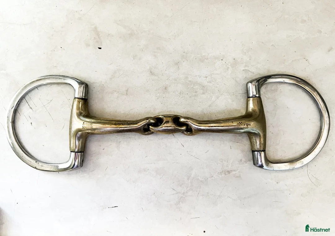 Bett hästutrustning till salu: Sprenger bett - Annons 1