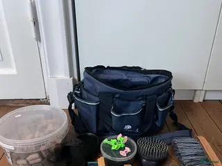 Övrig Hästutrustning hästutrustning Ryktväska med tillbehör - Annons 5