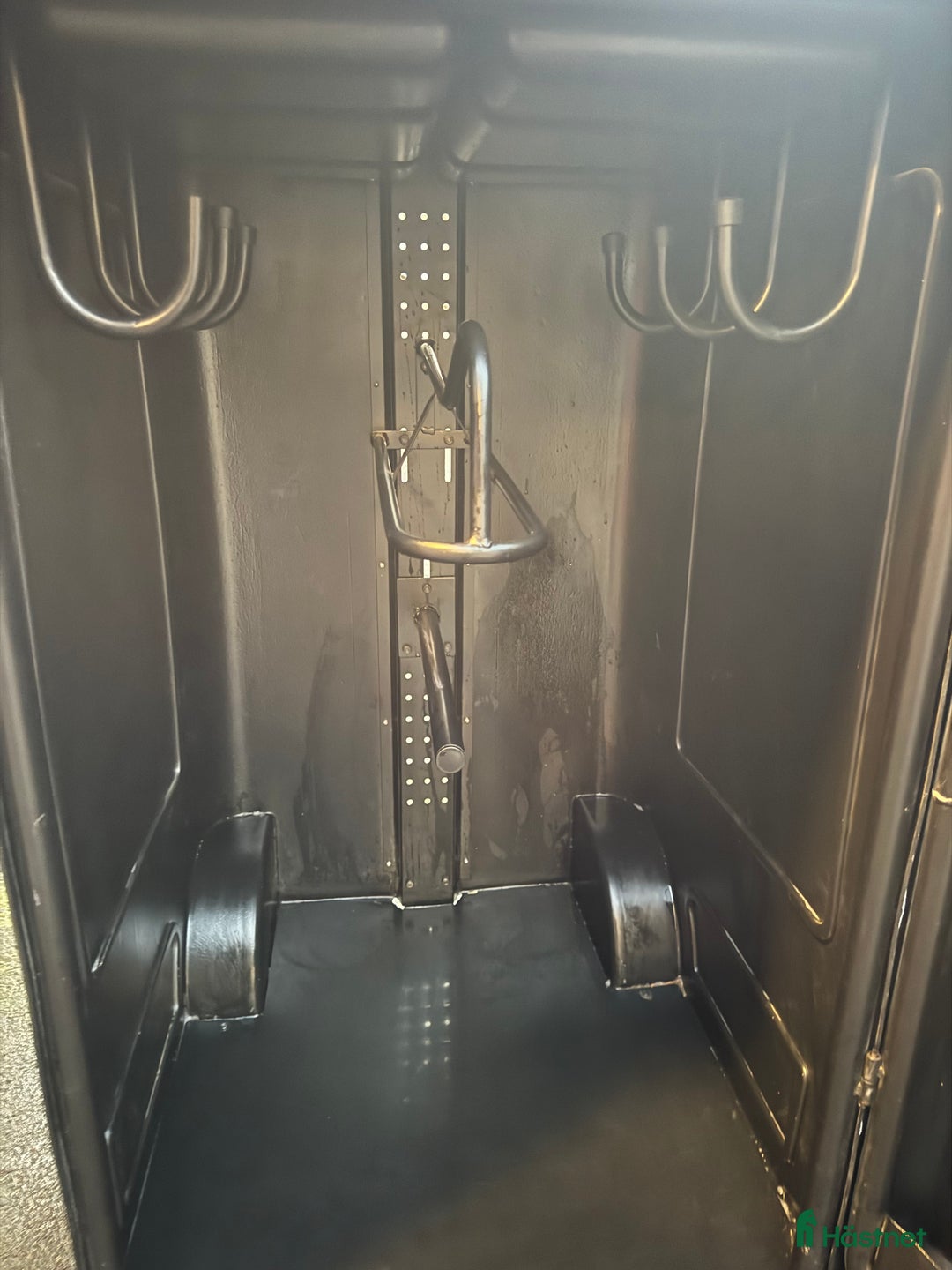 Övrig utrustning övrig utrustning till salu: Sadel/tävlingsskåp  i Karlstad - Annons 3