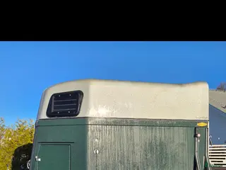 Hästtransporter fordon & transport till salu: Böckmann Comfort (glasfibervagn) - Annons 1