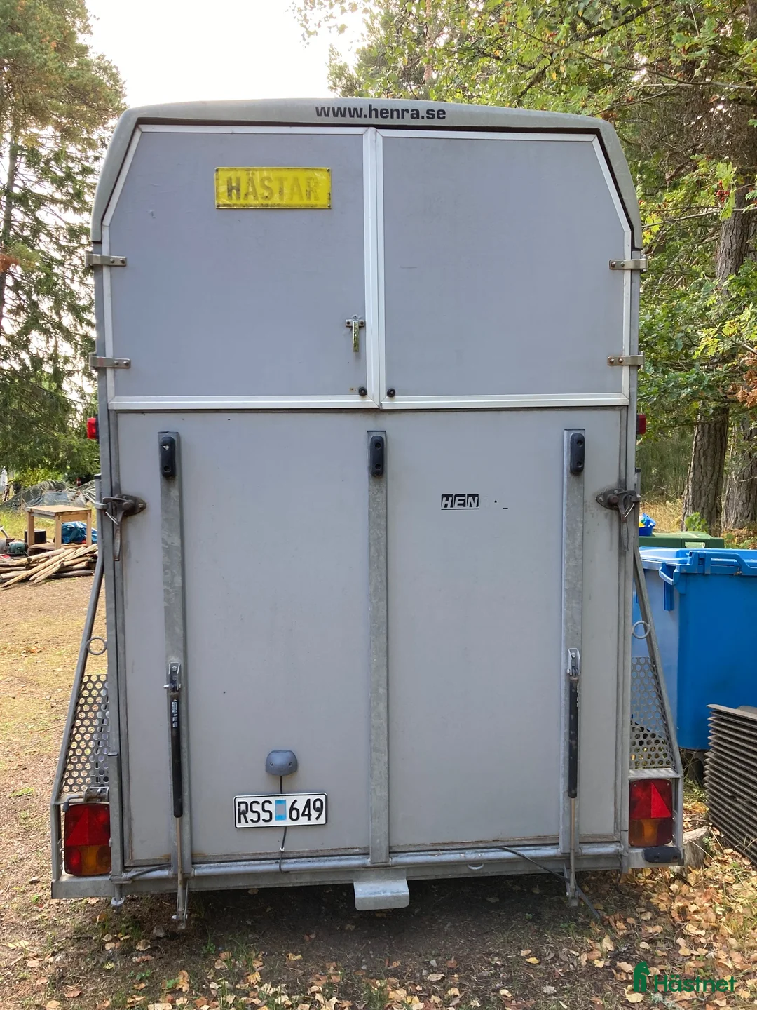 Hästtransporter  fordon & transport till salu: Rymlig hästtransport  - Annons 1