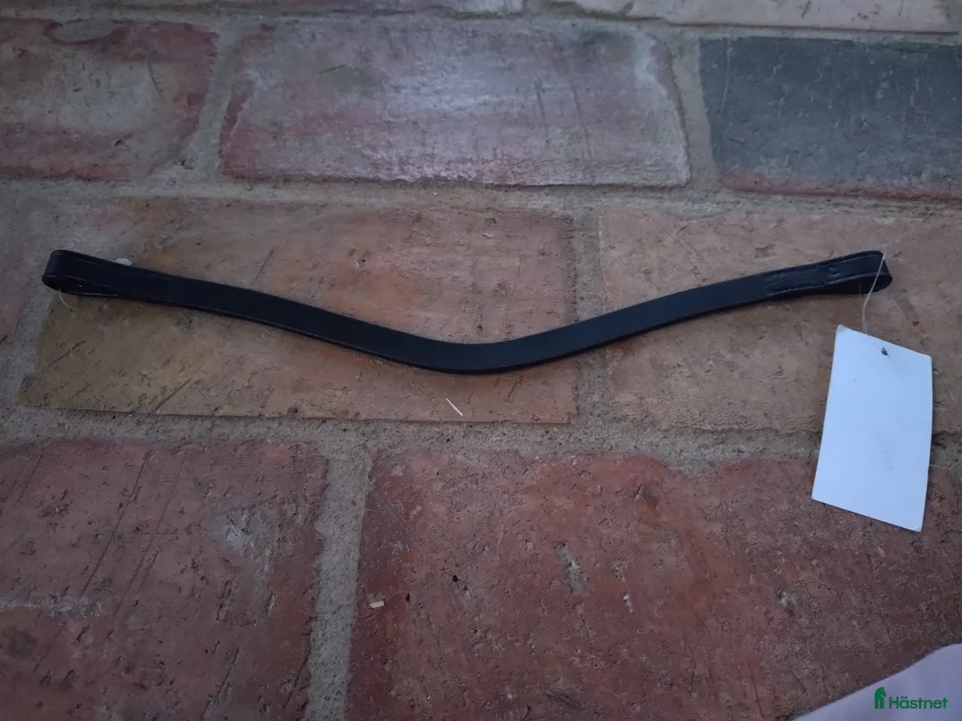 Träns hästutrustning till salu: Oanvänt rosa pannband  - Annons 4