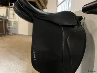 Sadlar hästutrustning Stübben sadel väldig fin skick - Annons 22