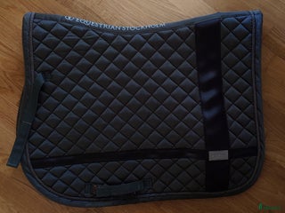 Schabrak & Vojlockar hästutrustning till salu: Fina schabrak i Västra Frölunda - Annons 1