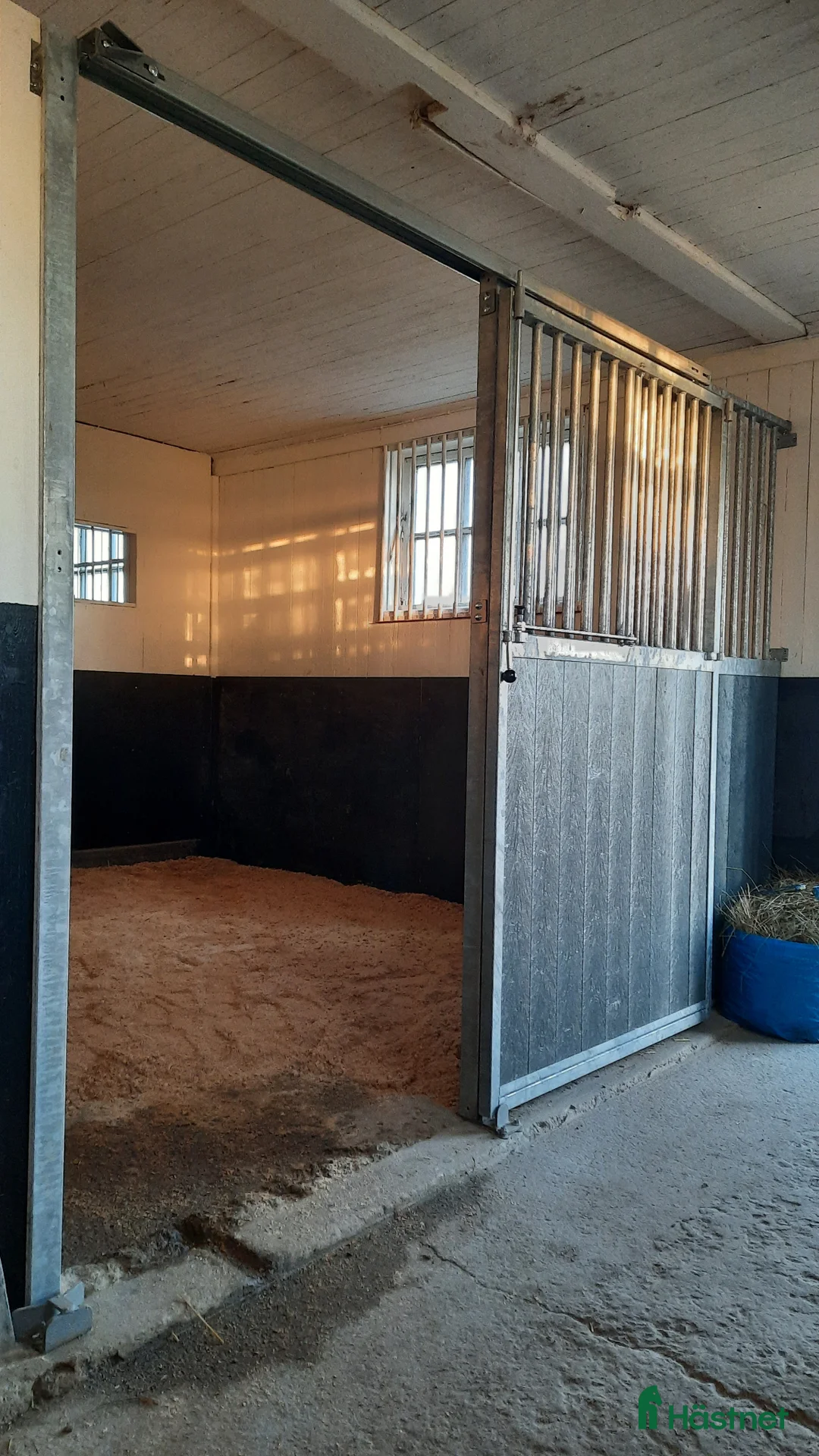  stallplats finnes: Boxplats Fyrö gård Valla - Annons 1