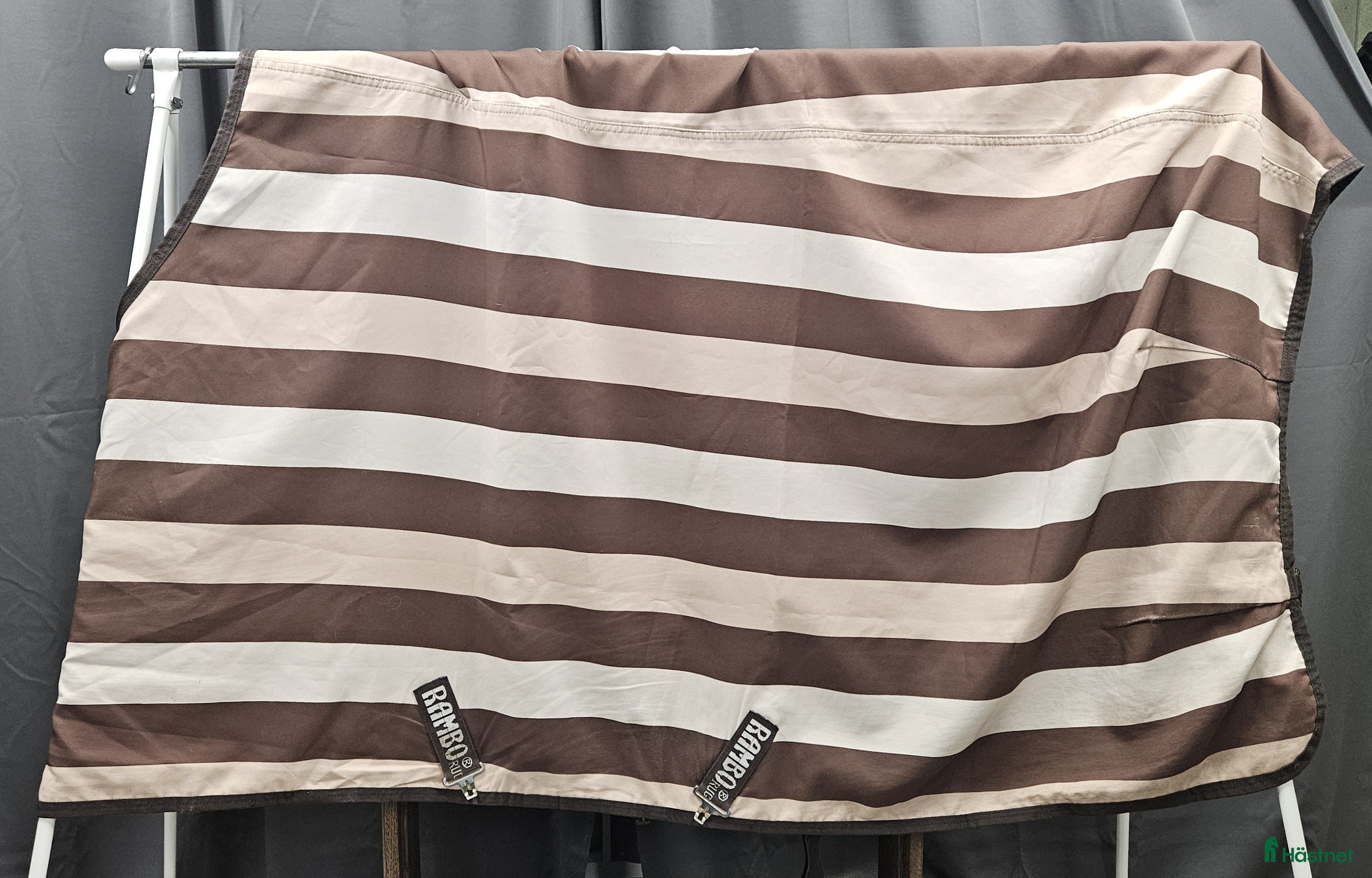 Täcken hästutrustning till salu: Stalltäcke, 155 cm, Horseware Rambo i Gällivare - Annons 1