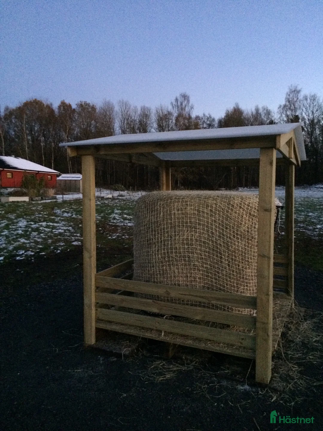  stallplats finnes: Lösdriftsplats i Älvängen 3 mil norr om Gbg - Annons 2