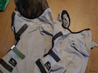 Täcken hästutrustning till salu: Hals utan flugnät till exemtäcke i Söråker - Annons 13