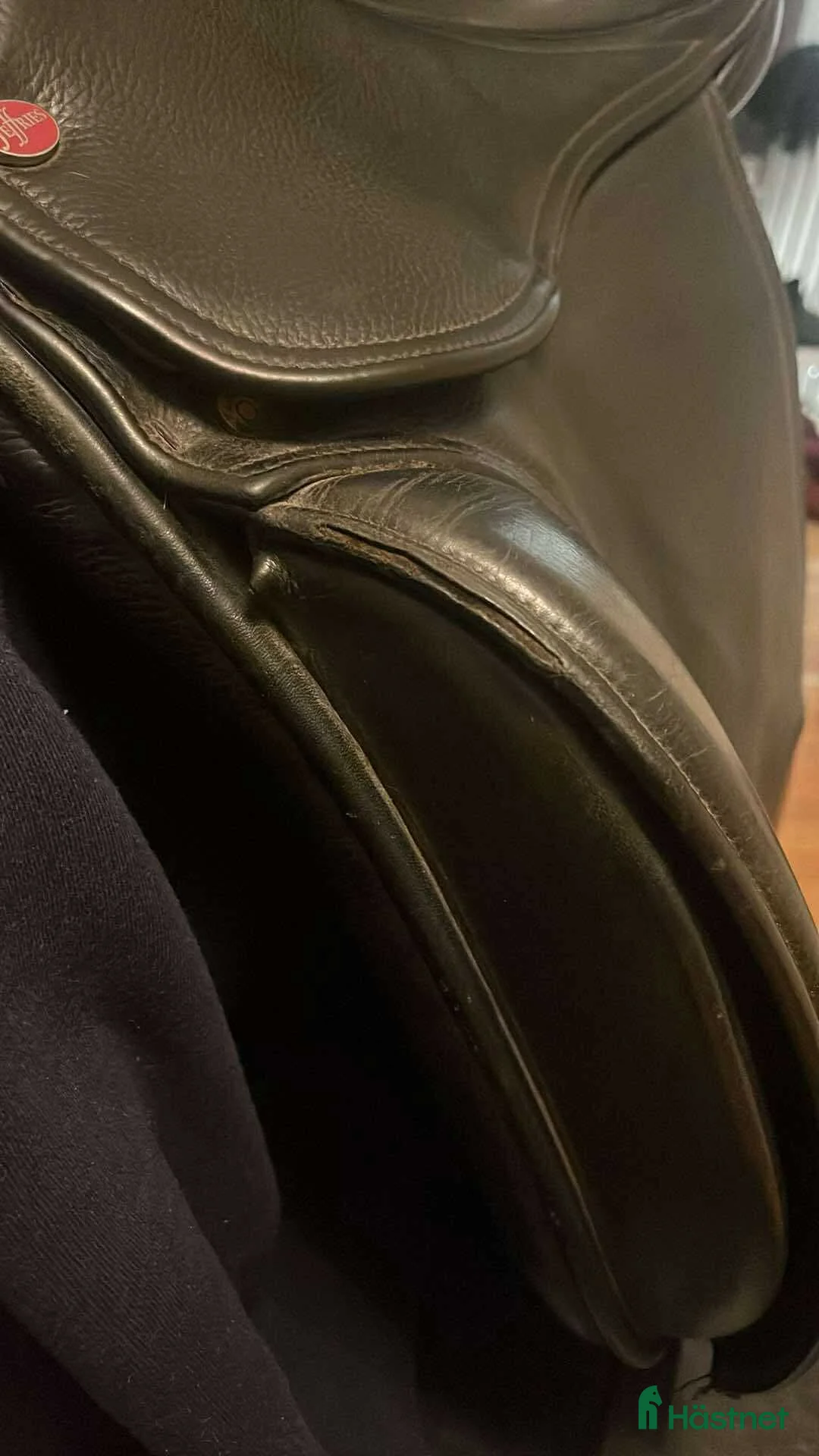 Sadlar hästutrustning till salu: Jeffries dressyrsadel 17’ - Annons 4