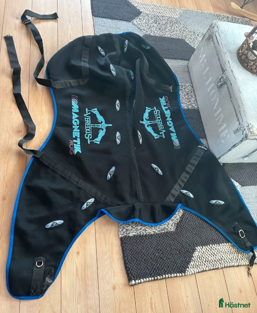 Täcken hästutrustning till salu: Magnettäcke från Veredus 130-145 i Vansbro - Annons 1