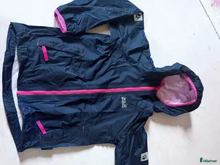 Jackor & Kavajer ryttarutrustning till salu: Vindjacka med ripstopstyg, junior i Nygård - Annons 7