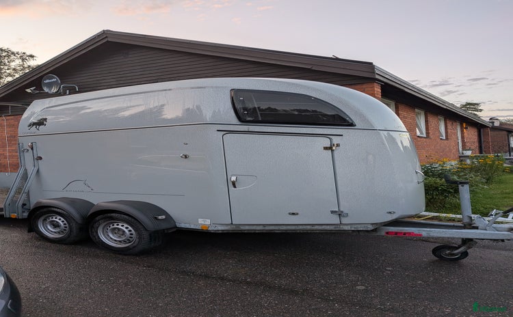 Hästtransporter  fordon & transport till salu i Gävle - Annons 15