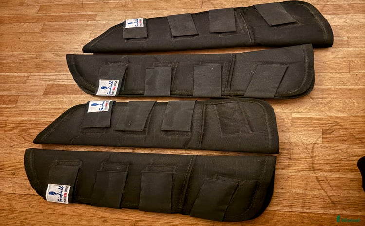 Benskydd hästutrustning till salu i Täby - Annons 16