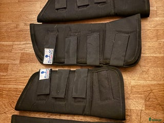 Benskydd hästutrustning till salu: Transportskydd Fairfield i Täby - Annons 13