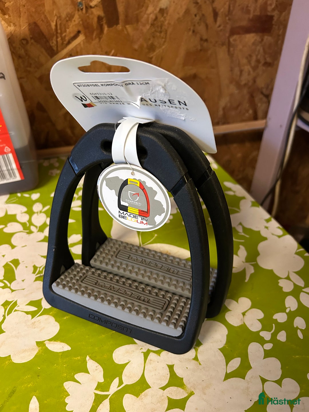 Övrig Ryttarutrustning ryttarutrustning till salu: Composit stigbyglar säljes i Smedjebacken - Annons 1