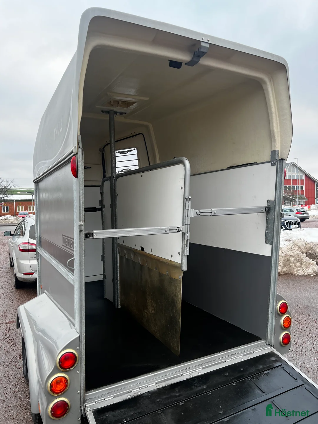 Hästtransporter  fordon & transport till salu: Thule Safir frontutlast  - Annons 9
