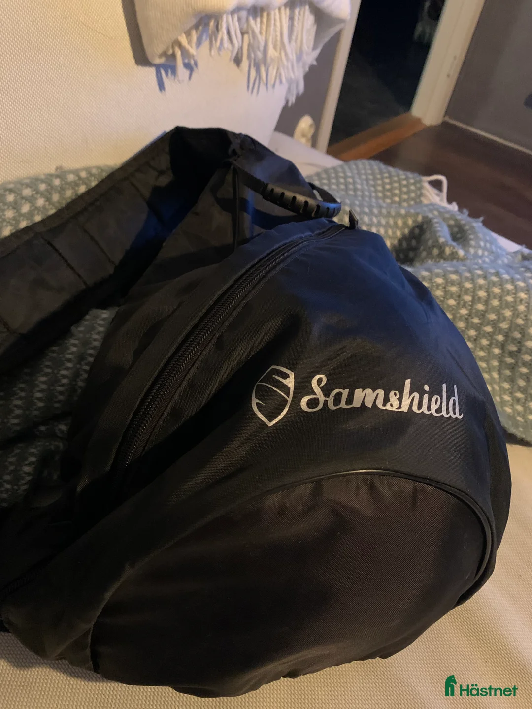 Hjälmar ryttarutrustning till salu: Samshield hjälm i Hudiksvall - Annons 6