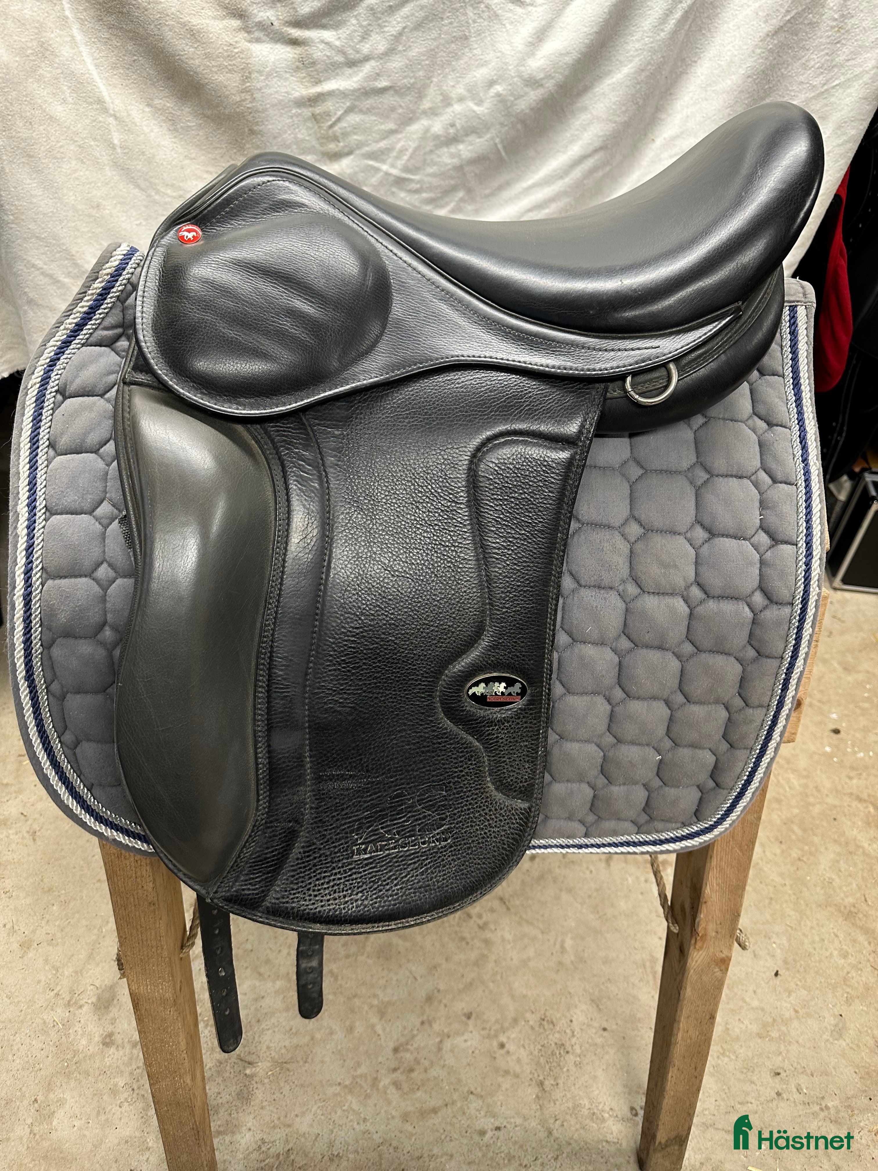 Sadlar hästutrustning Karlslund S i fint skick - Annons 21