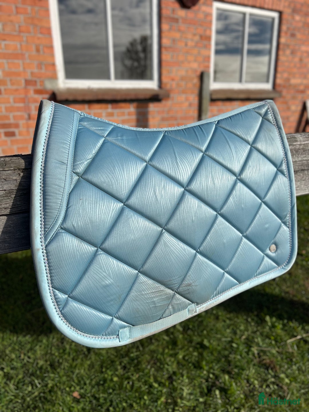 Schabrak & Vojlockar hästutrustning till salu: Ljus blå schabrak  i Molkom - Annons 1