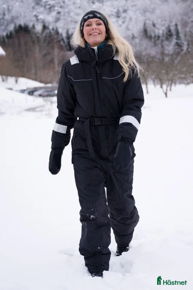 Övrigt Ridkläder ryttarutrustning till salu: CRW overall – storlek S i Hanaskog - Annons 14