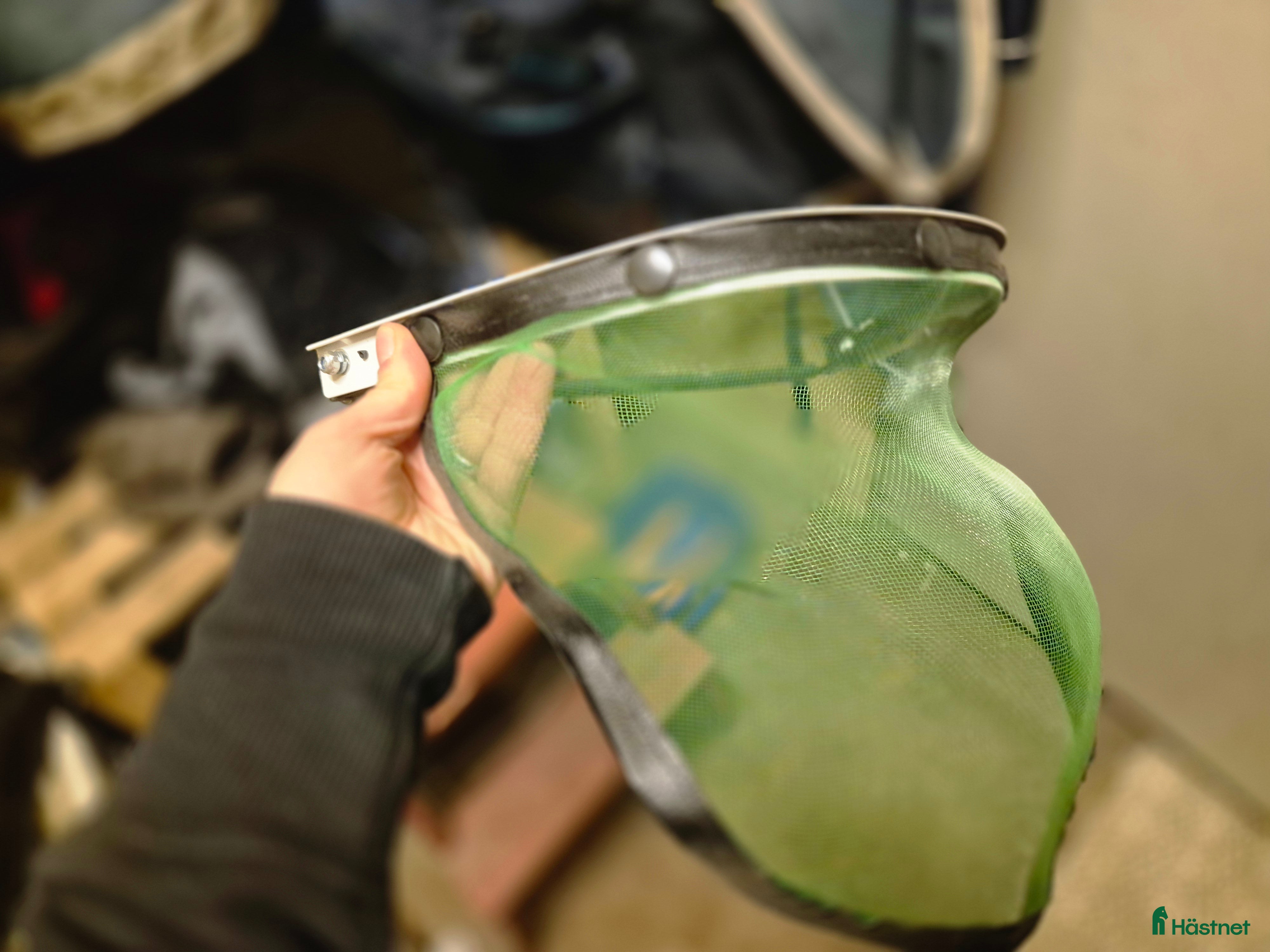 Övrig Travutrustning trav till salu: Visir till körhjälm  i Hallstavik - Annons 8