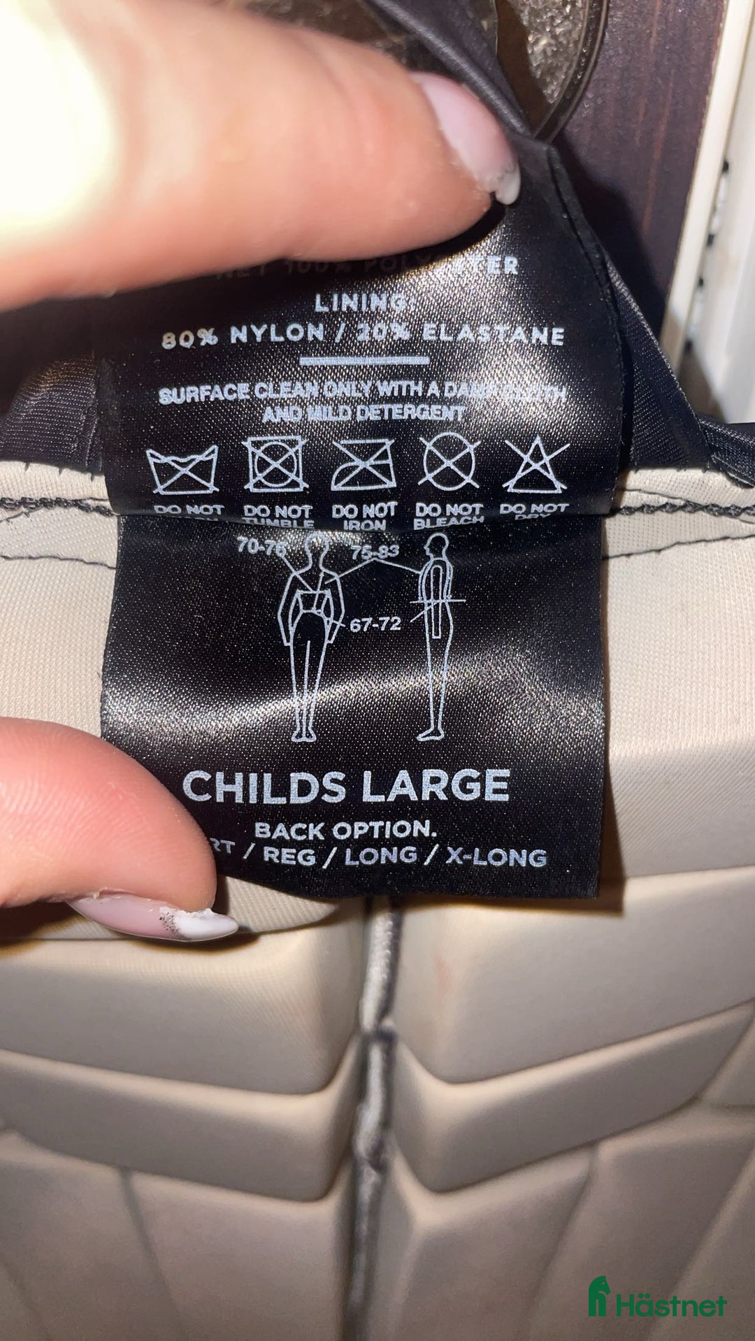 Säkerhetsvästar ryttarutrustning till salu: Race safe säkerhetsväst  i Jönköping - Annons 3